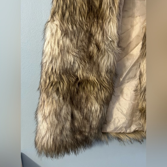 PPLA Faux Fur Vest Large with Pockets - Picture 3 of 6